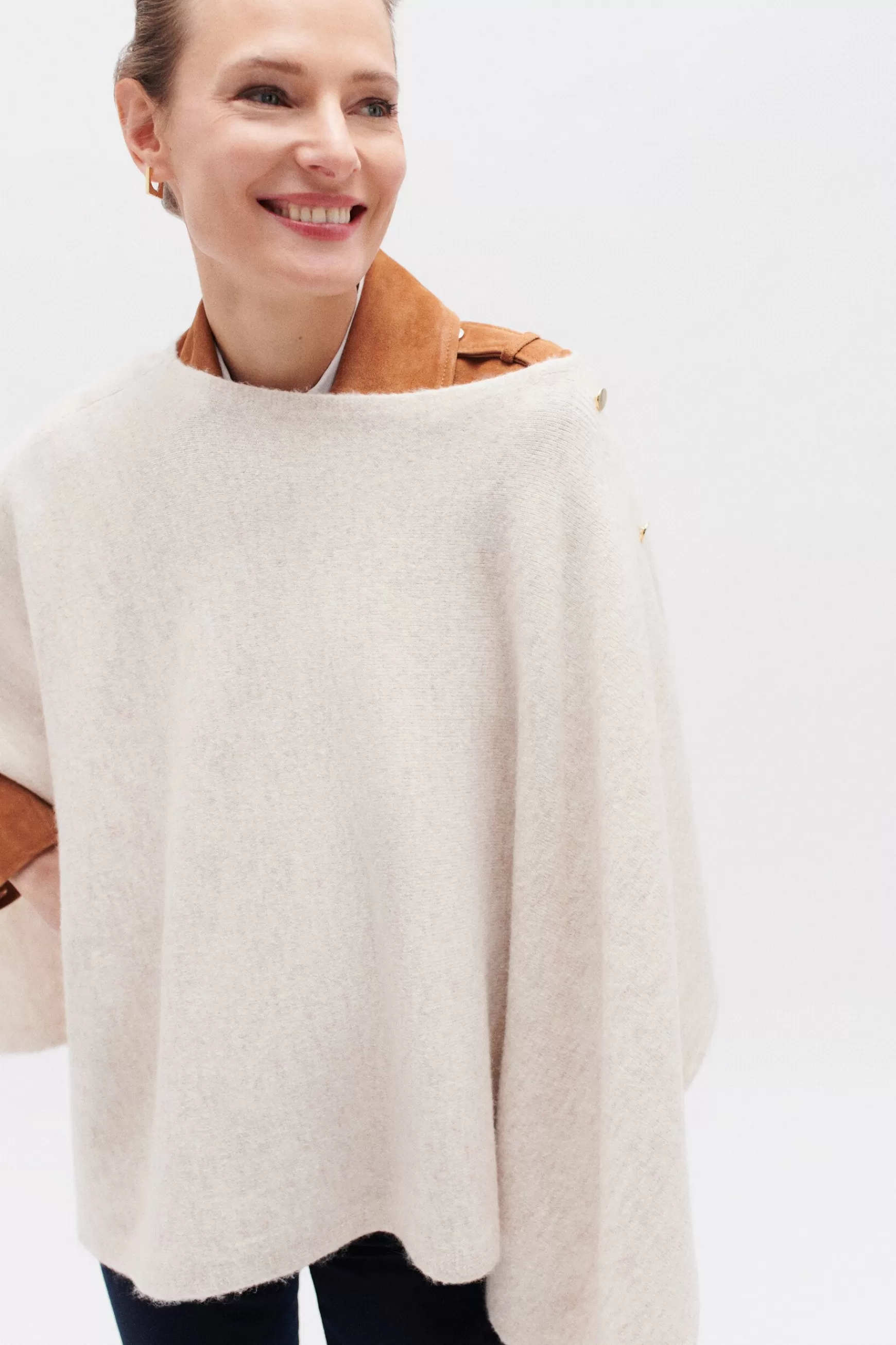 Best Sale Poncho Lisa B Beige Femme Ponchos